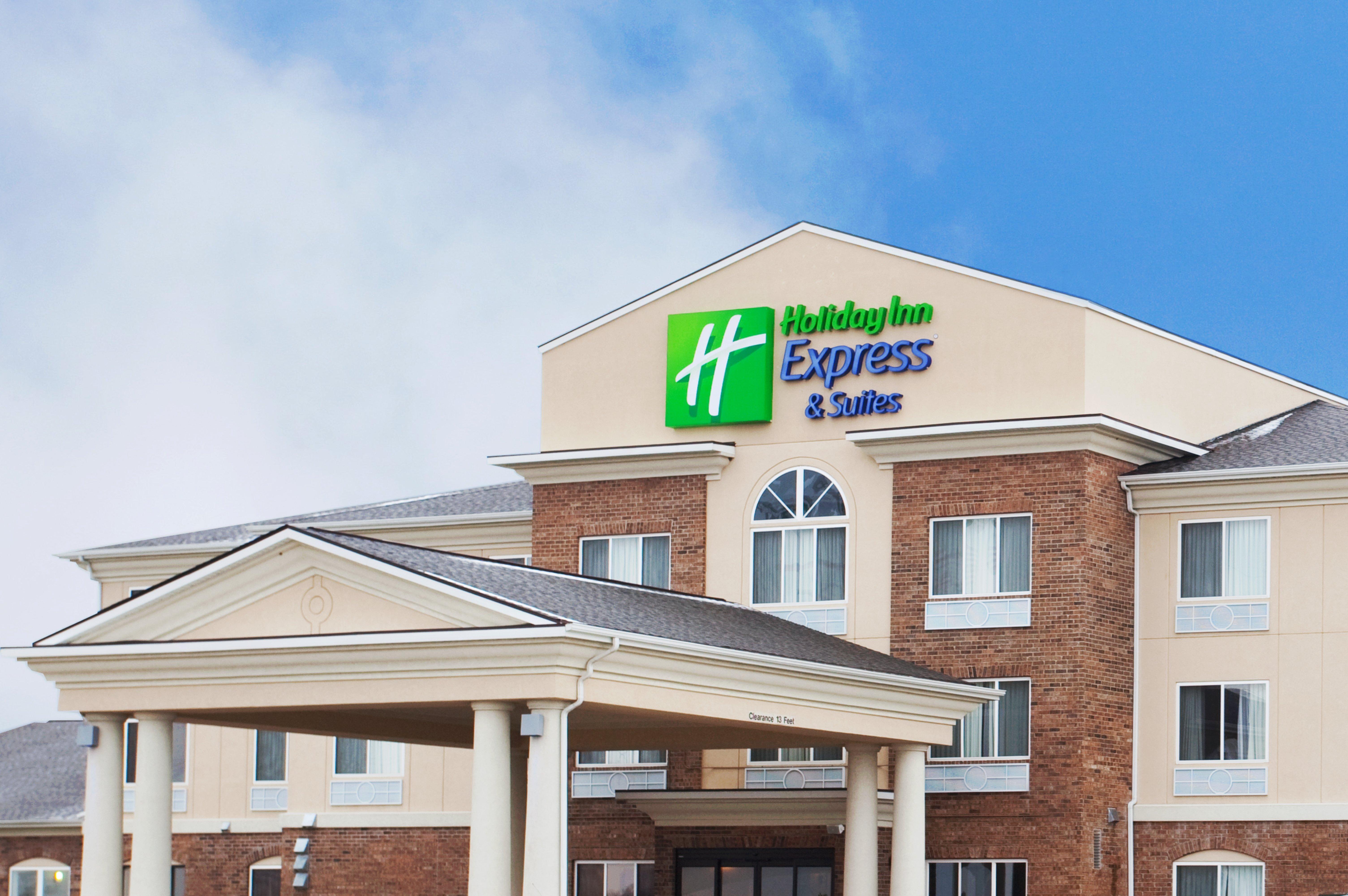 Holiday Inn Express Hotel & Suites Mattoon By Ihg Bagian luar foto