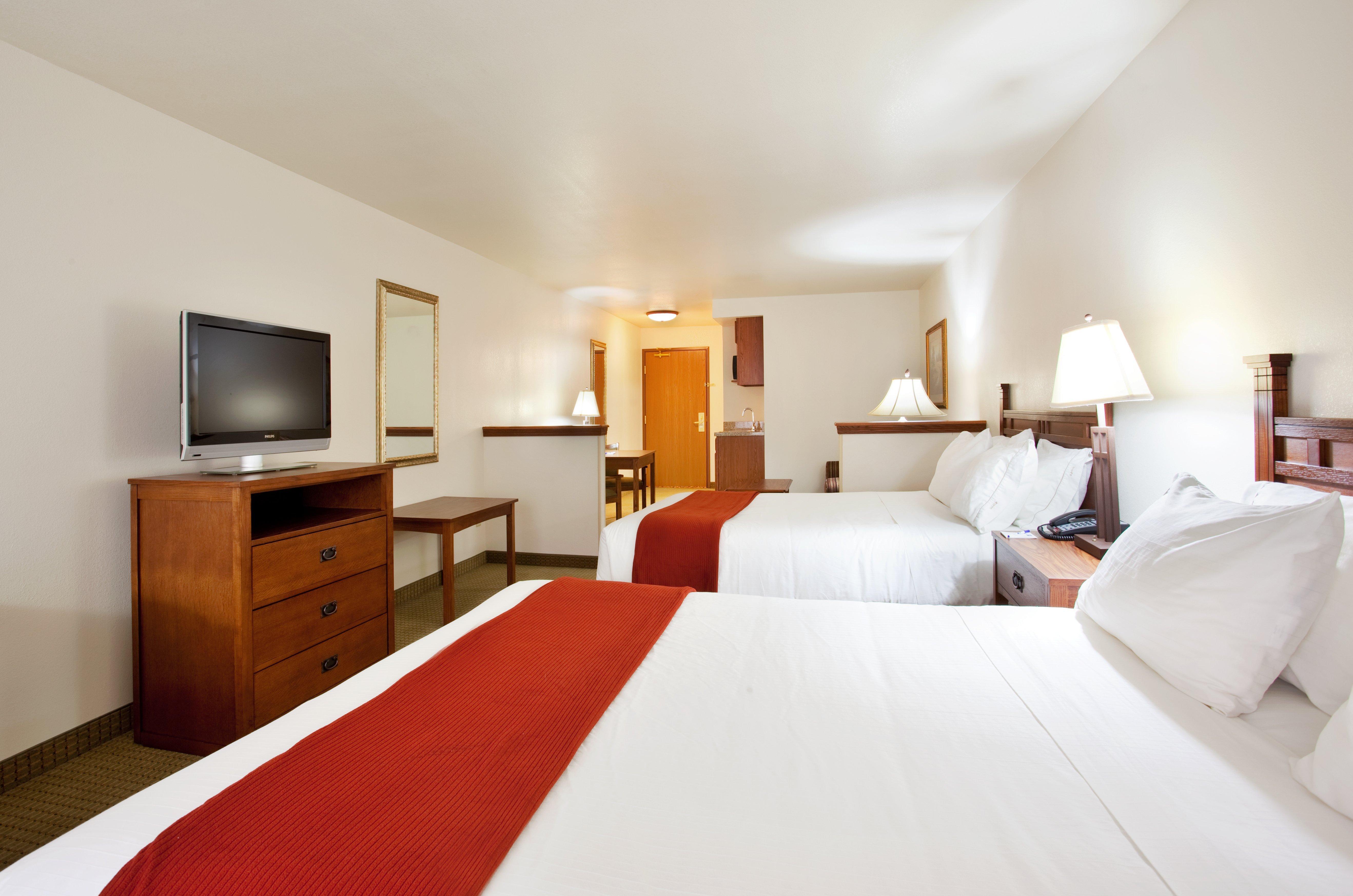 Holiday Inn Express Hotel & Suites Mattoon By Ihg Bagian luar foto