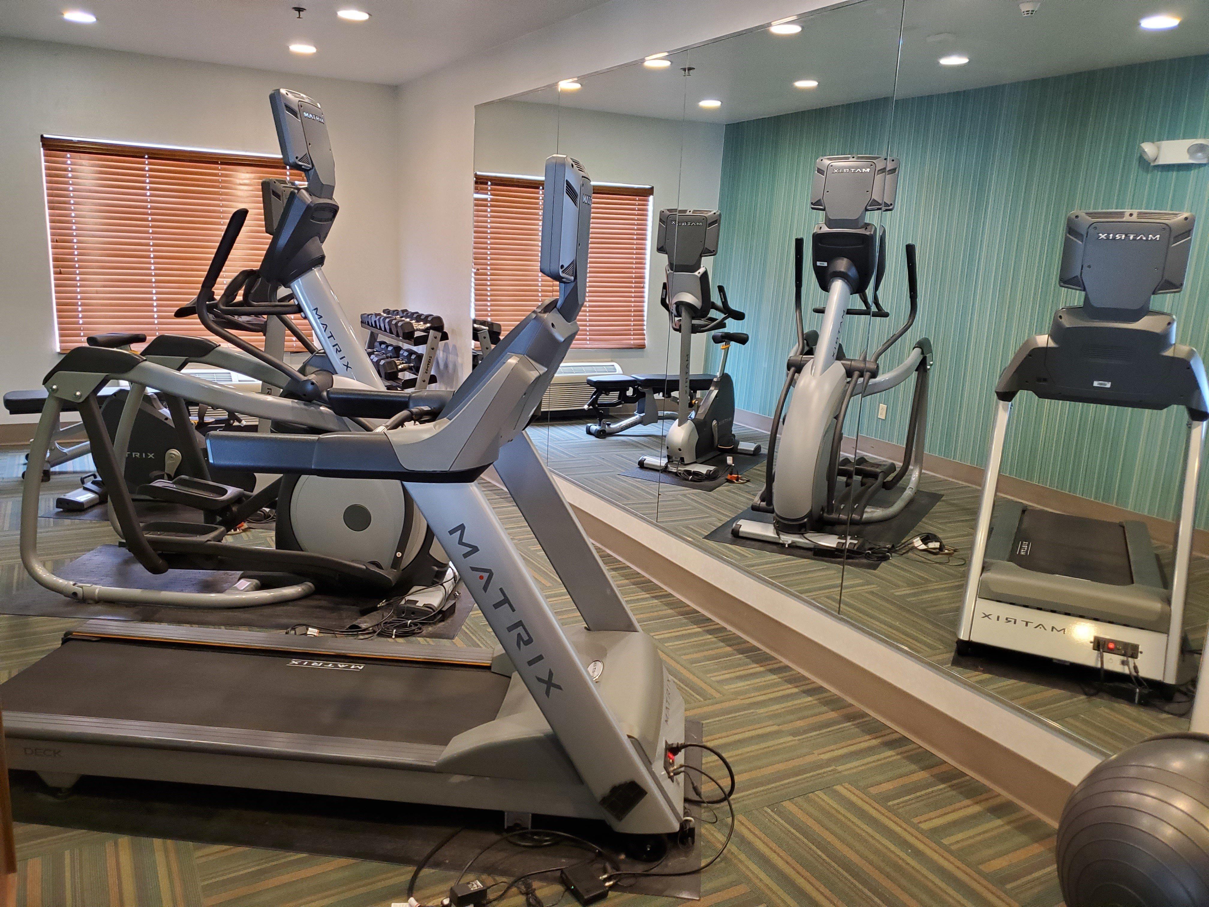 Holiday Inn Express Hotel & Suites Mattoon By Ihg Bagian luar foto