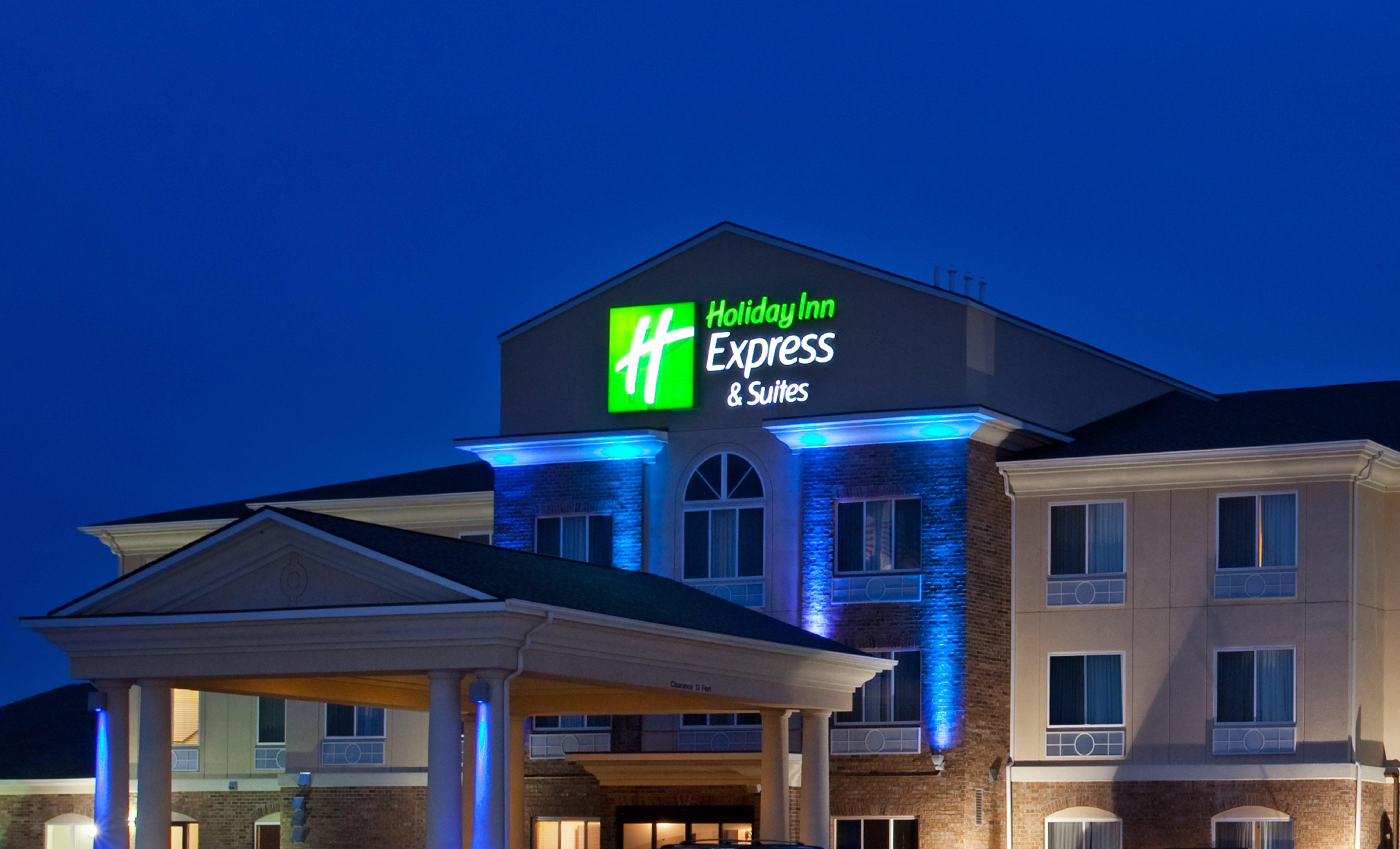 Holiday Inn Express Hotel & Suites Mattoon By Ihg Bagian luar foto