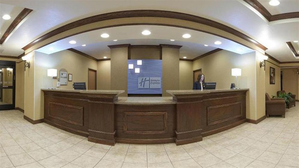 Holiday Inn Express Hotel & Suites Mattoon By Ihg Bagian luar foto